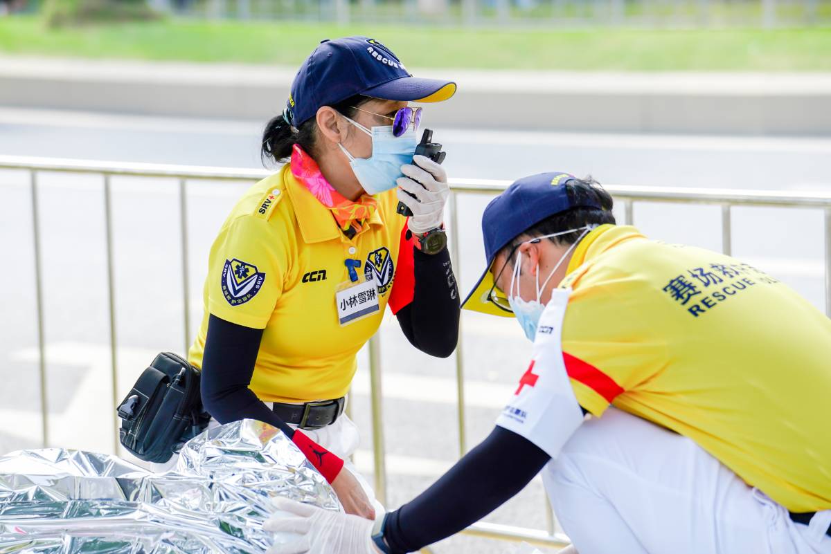 Por que Equipes Médicas em Eventos Esportivos Precisam de Rádios Comunicadores?
