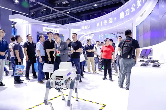 海能达首提“AI专网”：加速行业专网智能化转型