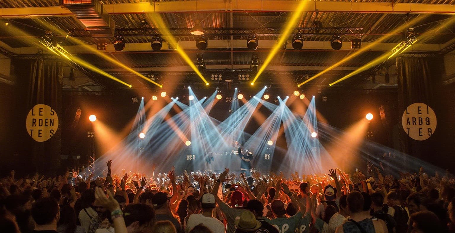 Event Security Tips: How Many Staff You Need and What Are The Right Walkie Talkie For The Job
