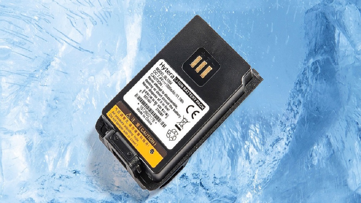 Best practice tips to optimise DMR battery performance over winter